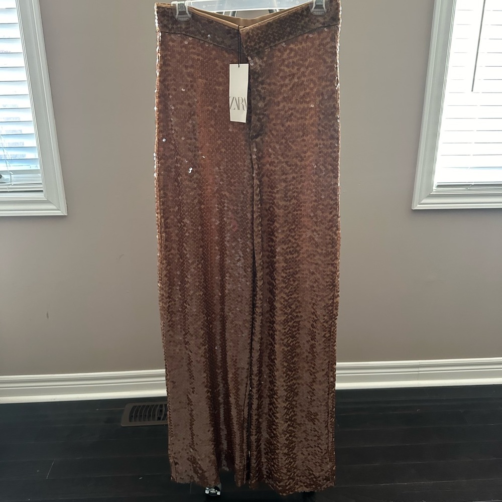 Zara women NWT long light brown/tan sequin pants. Ref: 7901/265 size: medium